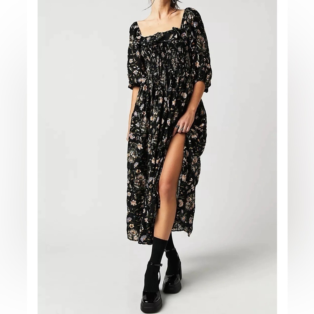 Free People NWT Small OASIS FLORAL PRINTED MAXI DRESS - BLACK COMBO